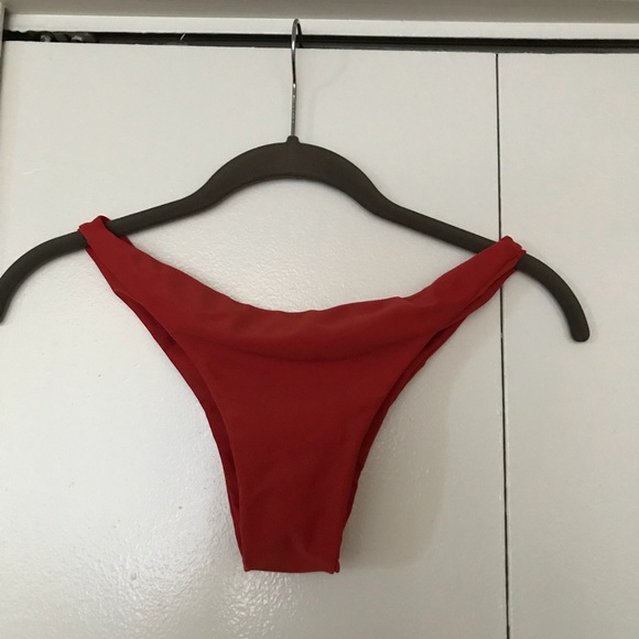 Mikoh Miyako Bottom AVAILABLE IN BLUE / Red sold - Picture 5 of 7